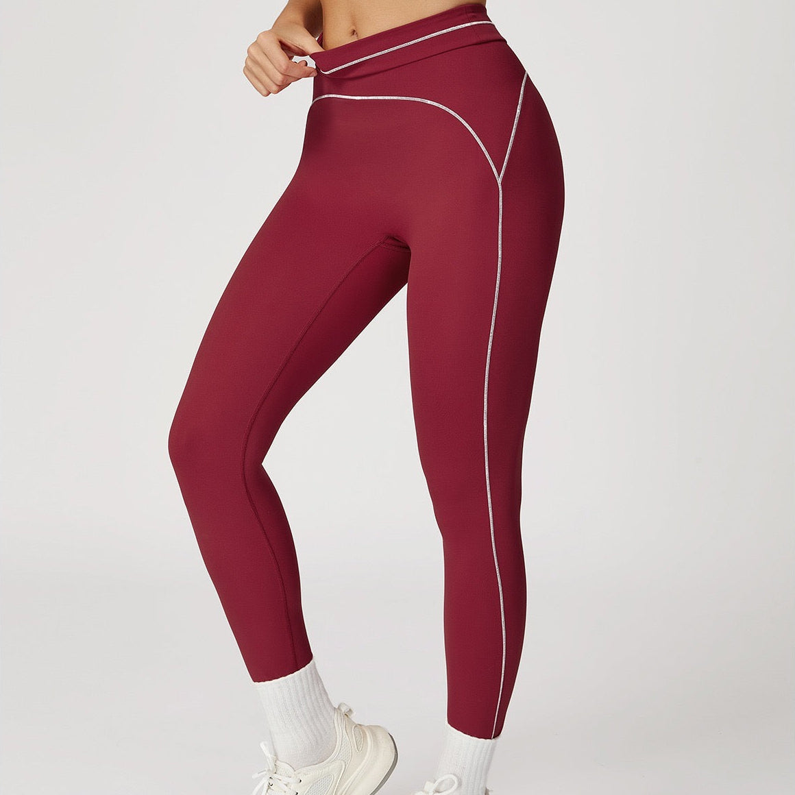 SHEFLOWS_legging.jpg