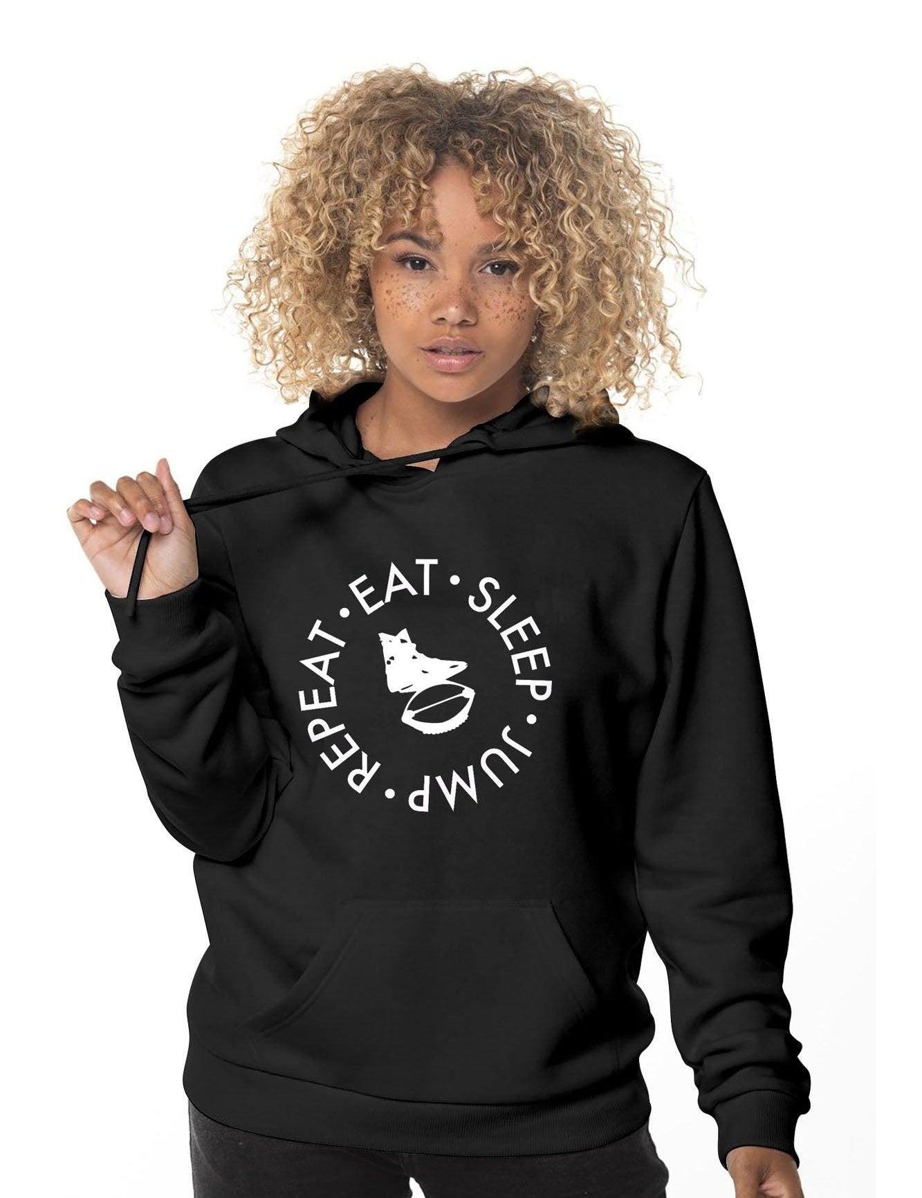 SHEGOALS_hoodie-EAT_SLEEP_JUMP_NOIR_ET_BLANC.jpg