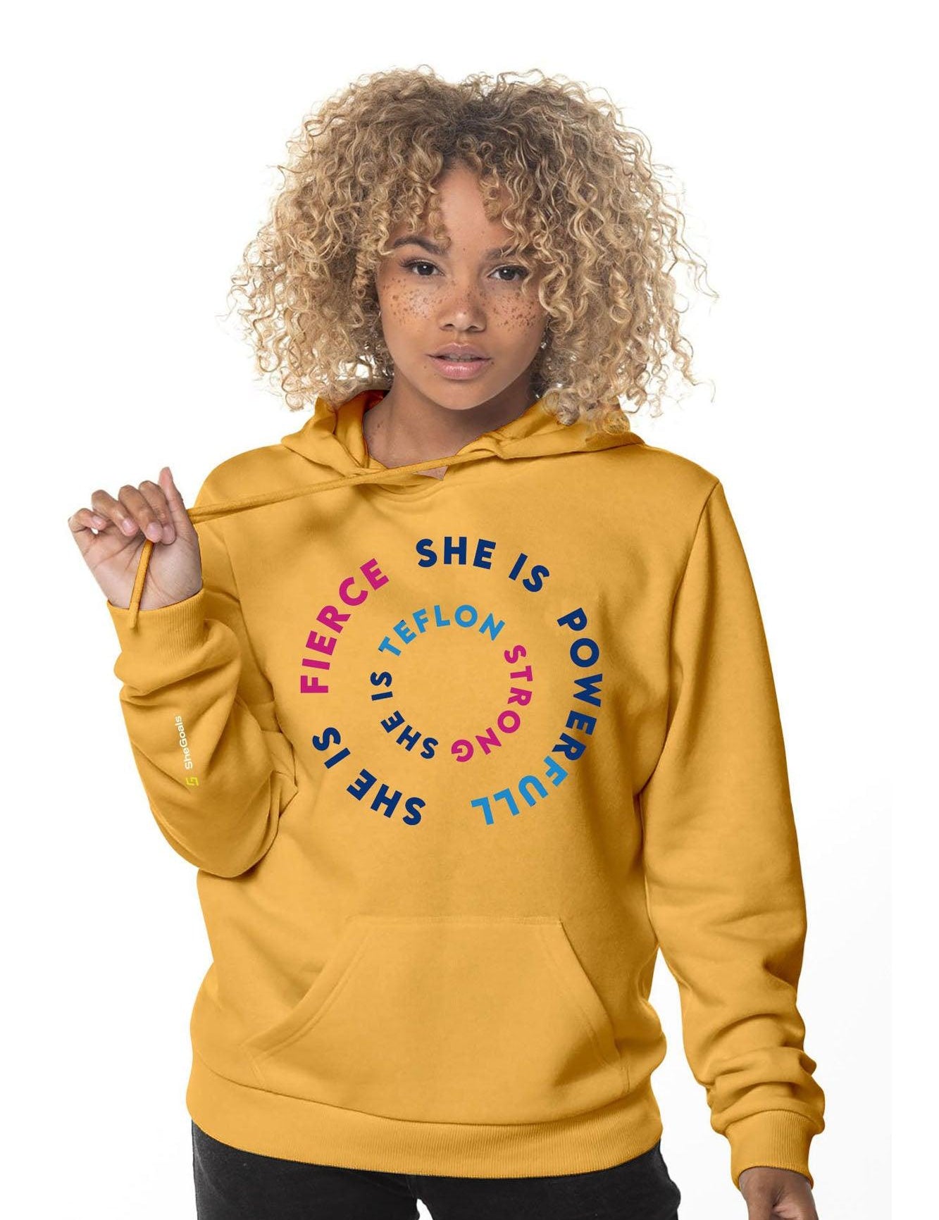 Hoodie She is Fierce